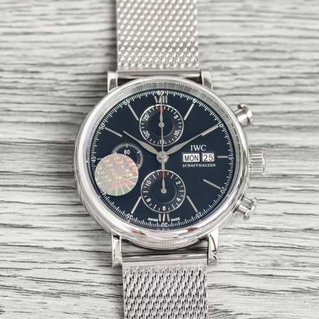 Sj出品 皮带 钢带 Tw倾情演绎 Iwc万国波涛菲诺计时腕表 Rb2 腕表尺寸42Mmx13.5Mm。完美同步正品，表壳以精钢材质打造，通过细致的抛光打磨之后 - 点击图像关闭