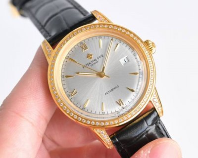 Tw2025年最新出品 百达翡丽市场最高版本腕表！Tw制表师团队历时6个月精心设计，敢为人先，突破多层技术瓶颈，力求完美！ 表壳 市场独家最新锅盖玻璃材质，表盘