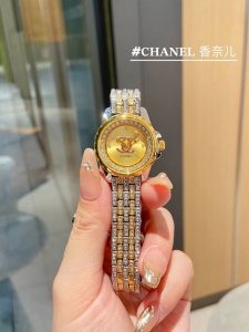 年最新款 香奈儿精湛品质-女神专属 瑞士石英机心，女士精品腕表新颖时尚设计，表款堪称是系列中最迷人的表款之一，尽显优雅气质与低调奢华，，尺寸28Mm零返修 历经