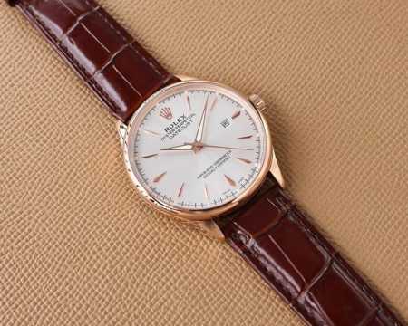 金 新款劳力士rolex 实拍图 商务系列 全表采用316L精钢 高档大气 316L精钢打造完美多边形弧度表壳 搭配进口蓝宝石玻璃 意大利防水皮带 原装针扣 搭 - 点击图像关闭