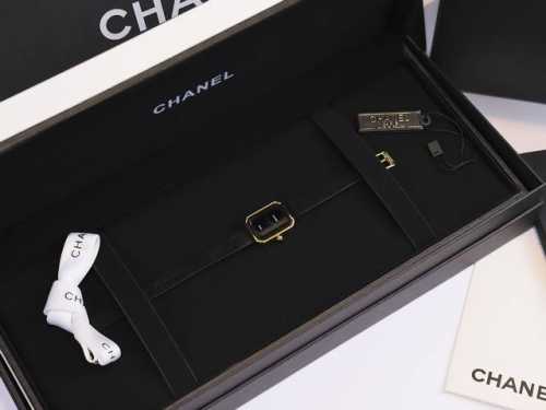 Gg 针扣 香奈儿Chanel黑金小方糖女士石英腕表，尺寸2025Mm.搭载进口石英机芯，方形多边形大切边度膜玻璃镜面，钻石切割工艺，始终保持无痕清透，搭配丝绒