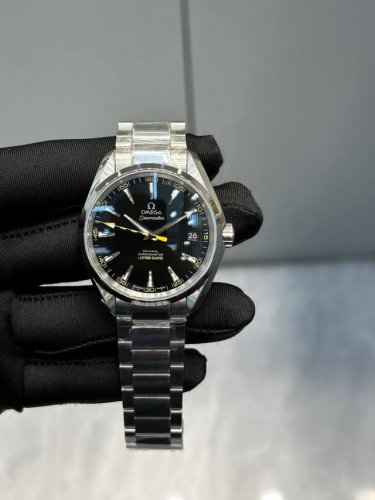 Vs 欧米茄 海马 搭载Vs全新一体机8508机芯海马系列 Aqua Teera 米腕表[耶]1:升级真正与表盘一致 市场唯一对版，没有之一。2:真正一体机芯，