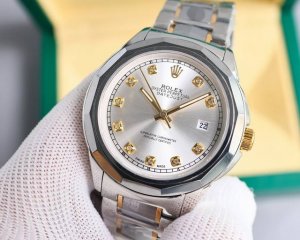 劳力士-ROLEX精品男士腕表 大三针设计设计。绅士风范，卓越品质，热卖全城。采用进口西铁城机芯，顶级316精钢表壳，矿物质超强镜面，尺寸42mmAD出品 精品