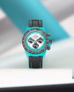 Tw厂 Rolex宇宙计时迪通拿系列之碳纤维定制版，腕表不仅佩戴轻便，外表坚硬。且每一只腕表都拥有独一无二的碳纤花纹材质。 表壳 腕表尺寸40X12.4吻合原装