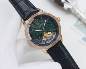 品牌：百达翡丽-patek philippe 类型：男士腕表 壳套：顶级版316精钢L 表带：进口小牛皮表带 机芯：全自动进口机械机芯 镜面：矿物质防刮镜面玻璃