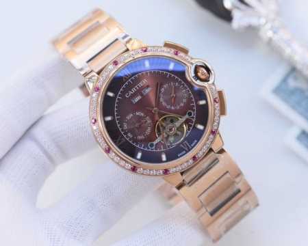 白壳 ，金壳 ，钢带30 品牌：卡地亚-Cartier 类型：男士腕表 壳套：顶级版316精钢L 表带：进口小牛皮表带 316L精钢表带 机芯：全自动进口机械机 - 点击图像关闭