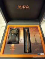 美度指挥官系列这款透明渐变的调调太对胃口了 先说表盘采用的是亚克力 中部透明，表盘边缘逐渐向不透明过渡丝光打磨拋光立体镶嵌刻度 都经Super-Luminova