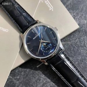Zf 积家 Jl 月相大师系列 Rm6 表壳直径39Mmx9.9Mm与原装同步。六点钟的子盘拥有阳历阴历 月相 双期显示，月相一月转一圈，功能和正品一致。 技术