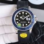 钢带胶带同价 1690 “蓝莓”独家首发劳力士游艇名仕型40系列-①外圈 秒针 表盘Yacht-Master均为蓝莓色；;904精钢表带，每条表带与表耳完美契合