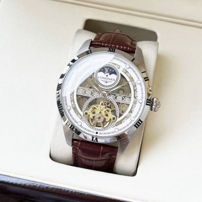 经典设计 优雅时尚 浪琴-Longines 男士腕表 全自动机械机芯 矿物强化玻璃 316L精钢表壳 真皮表带 精致飞轮 商务休闲 尺寸:直径42Mm 厚度12