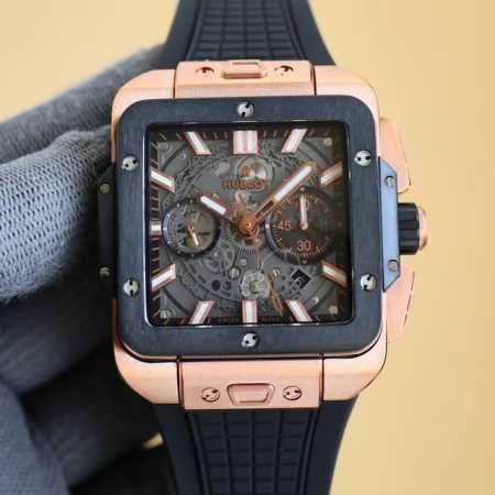 全新核心作品 Hublot 宇舶表荣耀发布全新Square Bang Unico腕表 恒宝方形大爆炸 精钢打造轻盈贴手舒适 不计成本采用蓝宝石玻璃 采用源自Bi - 点击图像关闭