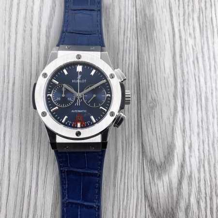 Hbb经典计时腕表大爆炸计时码表 品牌：宇舶 恒宝 Hublot 机芯：进口7750多功能机械机芯 材料：316精钢 玻璃：天然蓝宝石 表带：高级天然橡胶带，皮 - 点击图像关闭