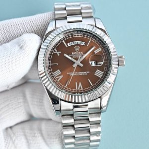 速卖通爆款日志双历防机械走时实心钢带三度防水批￥ DDD