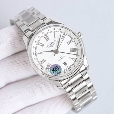 白 金枚 钢带加50 Tw新品，浪琴最新名匠经典复刻Gmt两地时腕表，新品首推 ！ 腕表新搭配焕新设计的罗马表盘，集奢华，精致和使用于一身。机芯采用进口2836