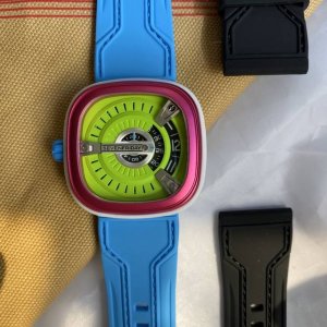 支持香港、美国直邮 独家新款 原单sevenfriday“最炫酷的仔”M2 03 七个星期五到货 所有配件来自正品 可互换维修 支持验货sevenfridays