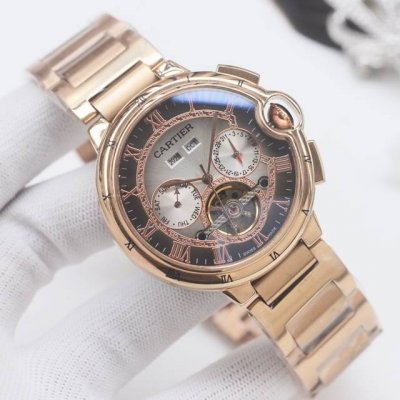 皮 钢 品牌：卡地亚-Cartier 类型：男士腕表 壳套：顶级版316精钢L 表带：进口小牛皮表带 316L精钢表带 机芯：全自动进口机械机芯 镜面：矿物质防