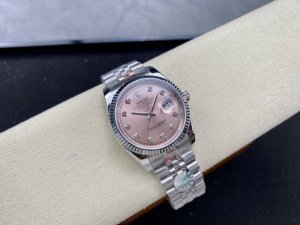 劳力士Rolex 单历 日志型系列 36Mm 直径 36Mm 机芯 搭载全自动机械机芯 圈口 劳力士Ringcommand三角坑纹 光圈 镜面 防刮蓝宝石玻璃镜