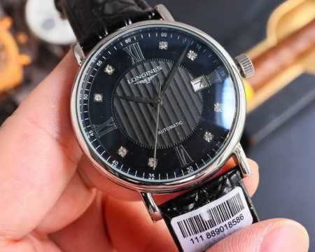 白皮 金 钢带加10 实物拍摄 品牌：浪琴-LONGINES 类型：男士腕表 表壳：316精钢 做工优质 表带：进口 小牛皮 顶级316精钢 两种可选 机芯：进 - 点击图像关闭