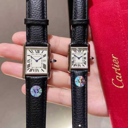 白壳 金 V3 Factory 卡地亚 Cartier 坦克系列则推出tank Must腕表，表盘由经典罗马刻度显示 搭配must 系列方尖蓝宝石把头，表壳大小 - 点击图像关闭