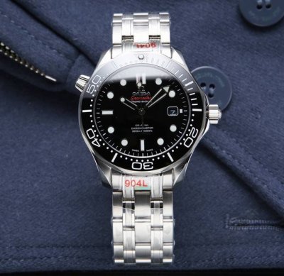 爆款上市历时两年反复打样，始终秉承实用价值，没有最好，只有更好的升级理念，将海马300系列再次推向颠峰！ 年度官方强烈推荐海马系列300米潜水腕表全网独家品质。