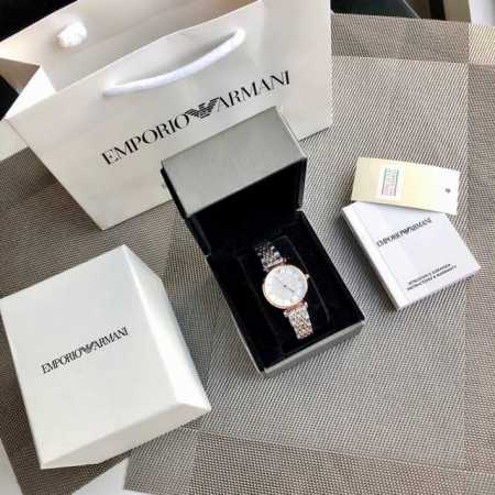 原单正品 特殊渠道货 ！Armani 阿玛尼女表。小仙女必备！型号Ar1926、表盘32Mm 完美尺寸！作为最受欢迎的款式之一，就一定会有各种层出不穷的版本。请 - 点击图像关闭