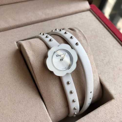 原盒:80 新款专柜同步上新！菲拉格慕 Ferragamo Salvatore 女士手表，花朵造型，26Mm表径，蓝宝石玻璃，瑞士石英机芯，原厂原单尾货！最新款