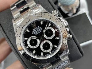 clenan同字面 可对比、确实市面12.4迪通拿中最具性 真正的12.4Mm 7750迪通拿 火爆来袭！ 的原版！所有表盘都以原装表盘为模板精心打造开发出来！