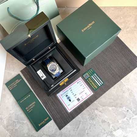 爱彼女款37Mm 真正专柜正品对版的机械表 再也不用担心被看出破绽 欢迎对比 最新皇家橡树离岸系列计时腕表 当下最热门的爱彼女式腕表之一 A.P-爱彼皇家橡树离 - 点击图像关闭