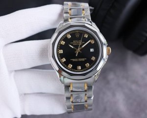 最新男装腕表劳力士-Rolex 商务休闲男士机械腕表 进口日本原装西铁城8205 钨钢间316L精钢壳套 超级蓝宝石玻璃镜面 直径42Mm 尊贵奢华 休闲男士