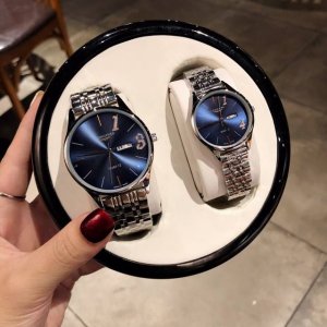 一对1314 一生一世 必爆单品牌 浪琴类型：情侣对表 表带：316精钢 舒适细腻 机芯：进口超薄石英机芯 精准走时 岁月无痕 真爱无价 谐美不朽 见证爱忆尺寸