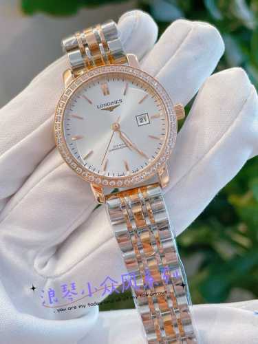 白钻 玫 钢带20陶瓷40新款浪琴-Longines简约大气女款 进口石英机芯 矿物质玻璃镜面 316L精钢表壳 直径30Mm厚8Mm 该款腕表备受女性喜爱，在
