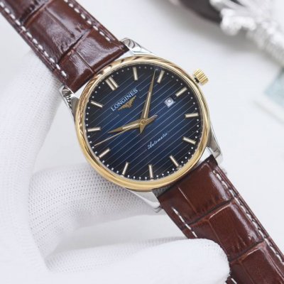 白 金 品牌：浪琴-Longines 类型：男士腕表 壳套：顶级版316精钢L 表带：进口小牛皮表带 316L精钢表带 机芯：全自动机械机芯 镜面：矿物质防刮镜