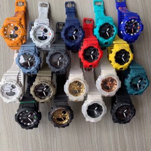 纯色 新款卡西欧Casio G-Shock GBA-800，抗震的结构，无机玻璃，20气压防水，针躲避功能，记秒表，计时器，闹钟，全自动日历，表盘直径约48mm