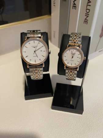 白壳 玫 钢带加20 实物拍摄 品牌： 浪琴-Longines 类型：情侣对表 表壳：316精钢 做工优质 表带：进口小牛皮 316精钢 两种可选 机芯：进口石 - 点击图像关闭