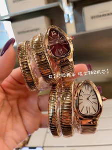 白 金 钻20 Bvlgari 宝格丽 升级版本，采用进口瑞士机芯，表壳表带精钢材质，表把头升级与原版颜色形状完全吻合。完美复刻蛇形经典，精致细腻的做工白富美专