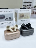 丹麦B&O Eq 耳机盒，原材料组装。 续航充电效果一样，不支持 App 查看电量，正常蓝牙适配充电连接无问题，同外观包装，音质高端 颜色：本期主打国韵红，雅黑