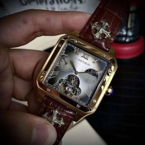 品牌:卡地亚 飞轮新品，商务休闲 奢华大气类型：精品男士腕表 新品 表带：真牛皮表带 舒适 机芯:高级机械机芯 稳定 材料：矿物质防刮镜面 高清，耐磨 大气爆款