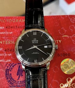 欧米茄四代碟飞系列机械全自动精钢男表 39.5毫米超大号表盘 海蓝色太阳纹盘面 经典古罗马刻度 剑型指针 带日历显示 蓝宝石镜面 搭载欧米茄机械全自动Cal.2