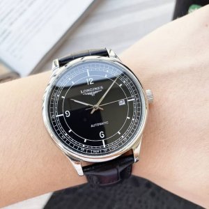 白壳 金壳 钢带20 最新 浪琴三针设计 类型 精品男士腕表 表带 真牛皮表带 316精钢表带 舒适耐用 机芯 高端全自动机械机芯 镜面 矿物质强化玻璃 更高清