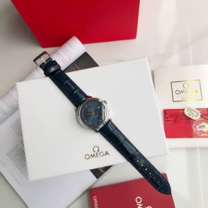 2023年度升级重磅爆款 碟飞系列男士腕表 ，休闲简洁 经典爆款修正原装同步拉伸表扣，并经工厂耐损测试合格，确保品质过硬 机芯 搭载进口8215自动机械机芯 走