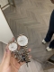 高品质阿玛尼满天星女表我想女孩子都喜欢这么一块bling Bling的手表吧，男票们老公们 给自己的女朋友买一块吧 ！断货好久。图片拍不出实物的美，实物真的超级