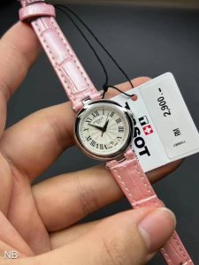 Tissot 天梭 最新款 小美人系列 T126 搭配粉皮