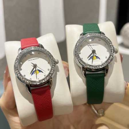 阿玛尼女表璀璨奢美深邃雅致气质内敛 精致表冠蝴蝶扣 钻刻度点缀表盘 别致便携式小牛皮高硬矿物质水晶玻璃镜面 进口石英女表30Mm新款比满天星有特点～不会烂大街的 - 点击图像关闭