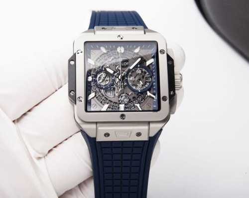 白 . 金20 Hublot 恒宝 秉承“敢为先锋，独树一帜”的品牌理念，推出新款宇舶表square Bang Unico系列 独特的方形设计表盘 采用进口机芯