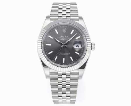 白壳 金壳 C厂 Rolex 劳力士41Mm日志系列 超级精品复刻 火爆来袭！ 真正原装正品一比一的复刻！欢迎来pk对比！ 突破极限！整表的精彩细节如下: 1字 - 点击图像关闭