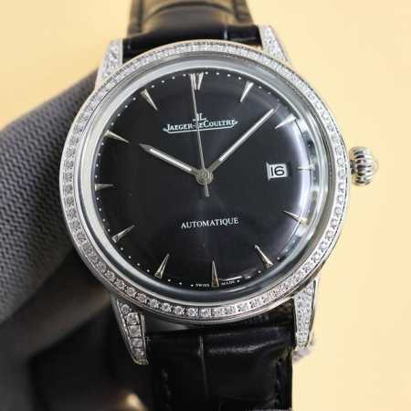 白 金 积家 Jl 大师系列1288420 搭载 9015机芯.直径39Mm！316精钢完美复刻原版大师，剔透的蓝宝石镜面玻璃，精巧的指针、闪光银丝面板夜光明显 - 点击图像关闭