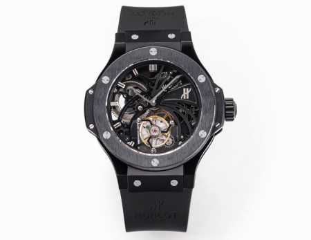 恒宝 Hublot 宇舶 真飞轮 Hb1 V4升级版 升级如下：升级使用原装壳套起模壳身，侧耳不再使用塑料，搭配升级版真陀飞轮心脏，加强防震，解决了市场普通版本 - 点击图像关闭