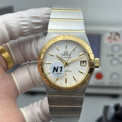 N1 Factory匠心打造欧米茄星座同轴腕表123.20.38.21.58 1 系列 38Mm8500对版时区快调日历功能机芯。