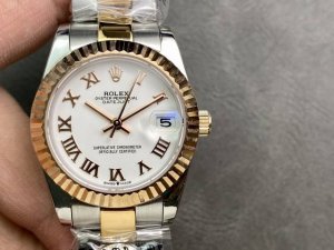 SK Factory 女款 劳力士Rolex 单历 日志型31mm 直径 31mm 机芯 搭载全自动机械机芯 圈口 劳力士RingCommand三角坑纹 光圈