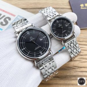 白 玫 钢带20。欧米茄-Omega 惊艳上市上手典雅 完美符合女神气质简约时尚采用原装进口石英机芯 走时精准 陶瓷与精钢制成表带更为美观直径33Mm厚度8Mm